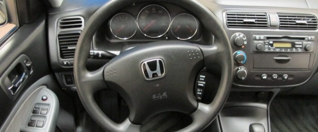 Honda Civic EX 2005 dashboard